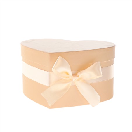BOITE CARTON COEUR 15X19 H10CM la pièce